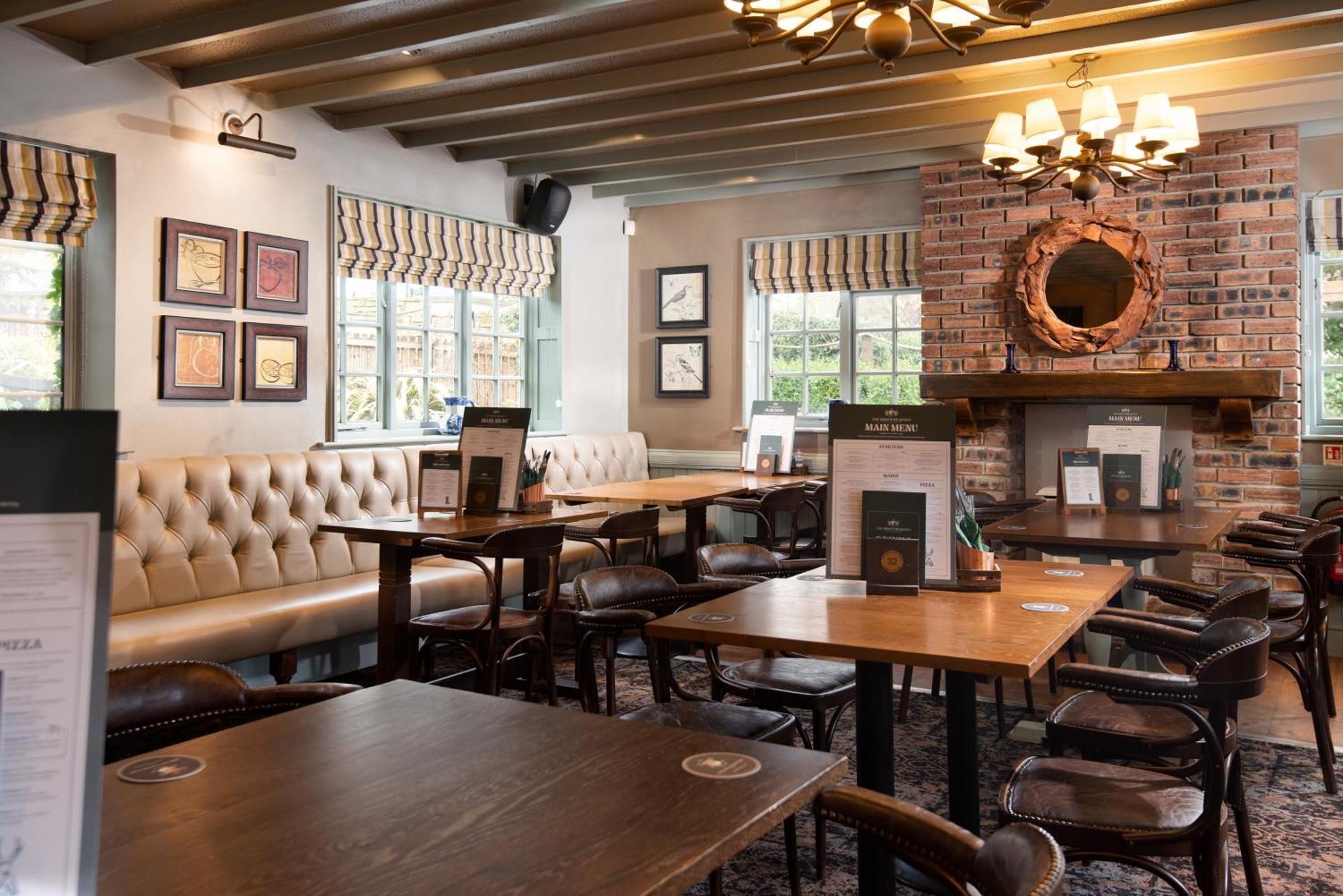 The King's Head - The Collection Group Мини-отель 3*